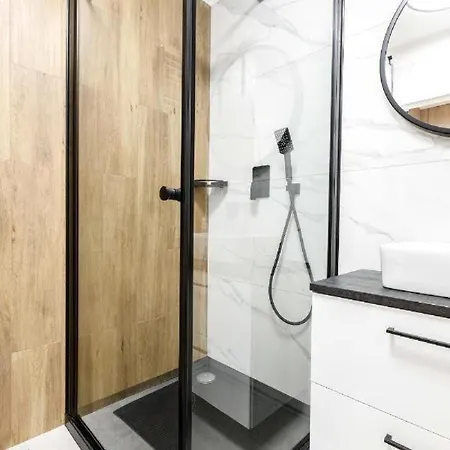 Urban Chic - Studio - Odra View&witolda *