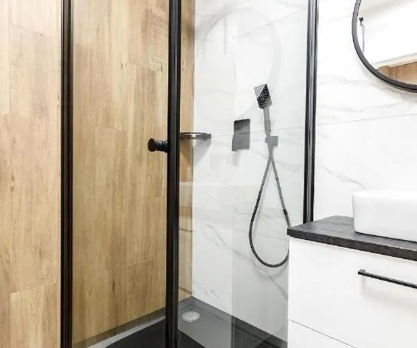 Urban Chic - Studio - Odra View&witolda *